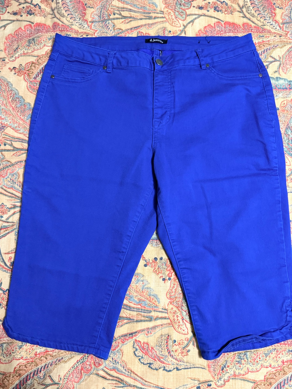 D jeans capris size ~20w lovely bright blue